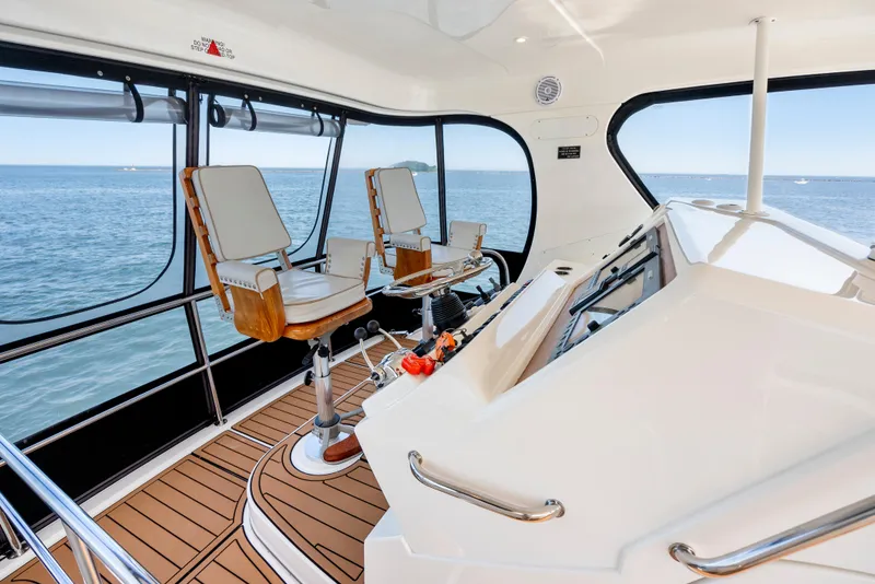 Slide: The Image of Silverton 50 Convertible 2008 - 24