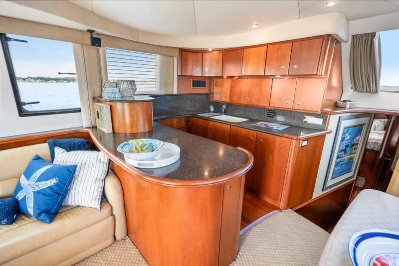 Slide: The Image of Silverton 50 Convertible 2008 - 37