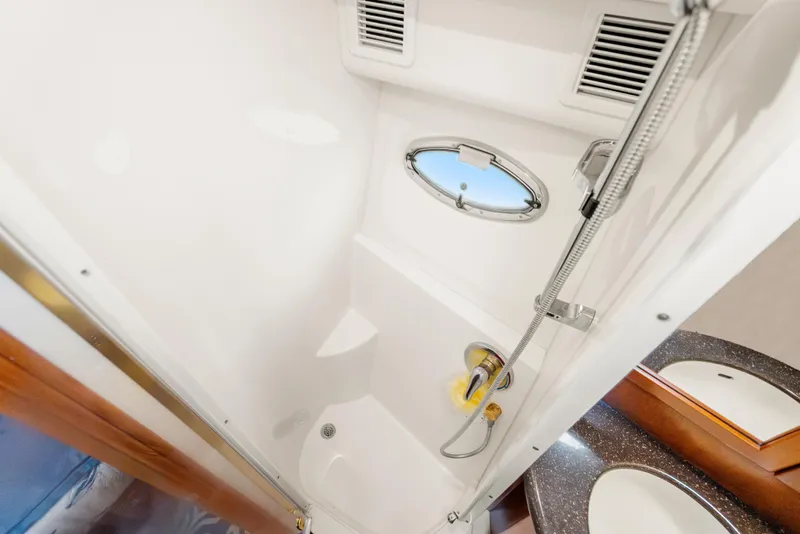 Slide: The Image of Silverton 50 Convertible 2008 - 45