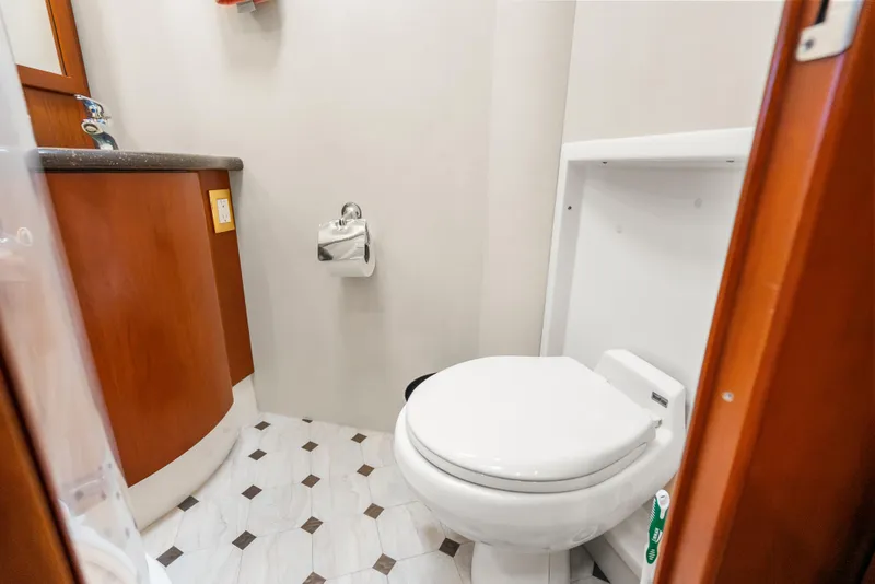 Slide: The Image of Silverton 50 Convertible 2008 - 47