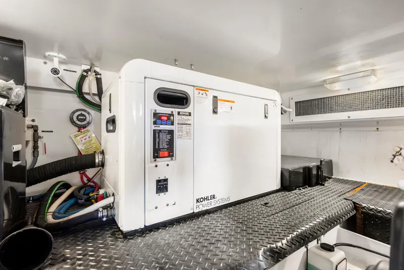 Slide: The Image of Silverton 50 Convertible 2008 - 52