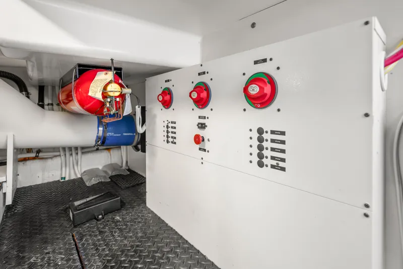 Slide: The Image of Silverton 50 Convertible 2008 - 53