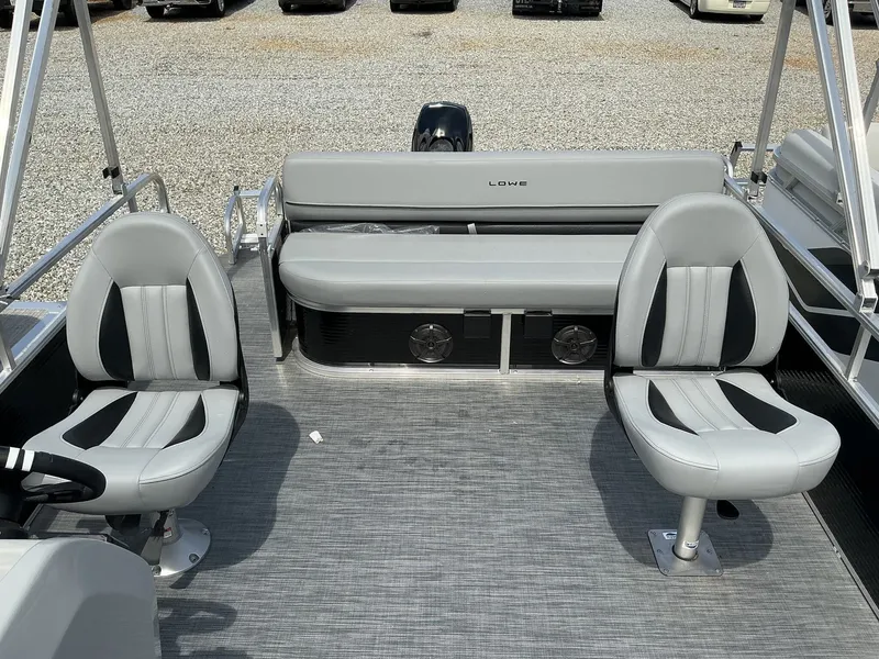 Slide: The Image of Lowe Ultra 200 Cruise 2025 - 8