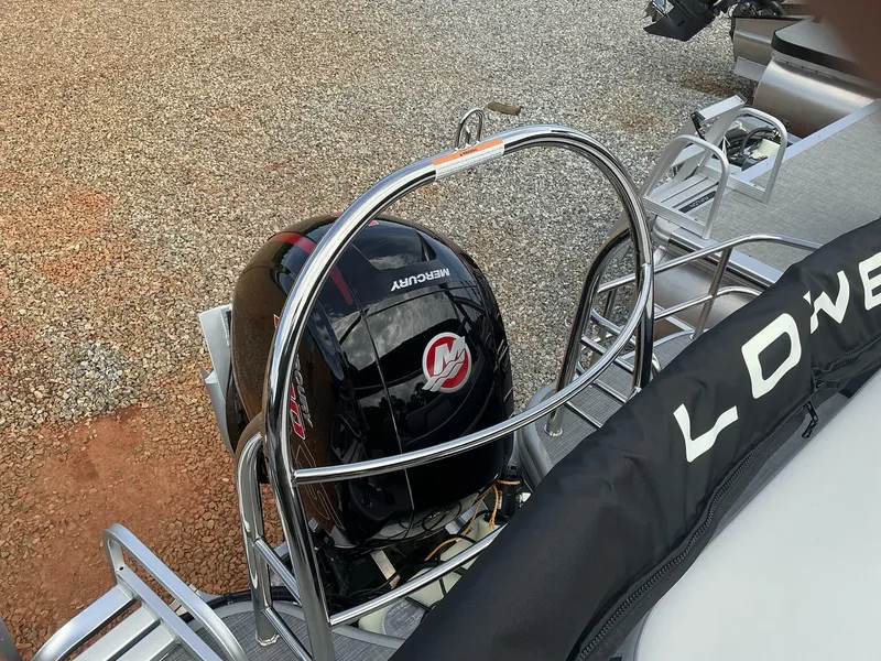 Slide: The Image of Lowe SS210 2025 - 10