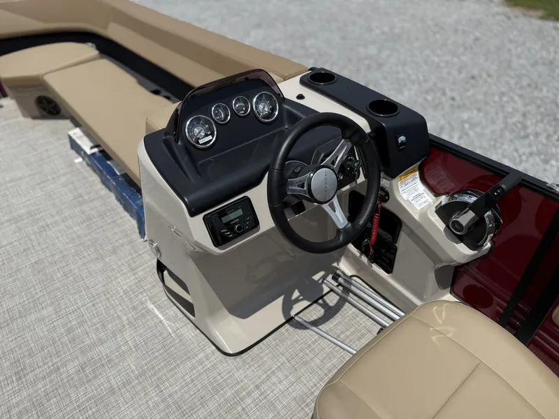 Slide: The Image of Lowe Ss 230 2025 - 8