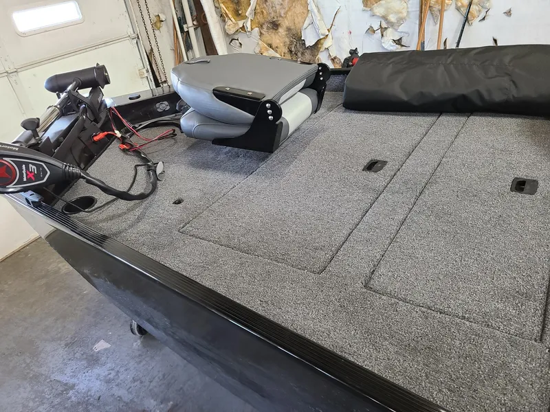 Slide: The Image of Lowe Skorpion 17 2024 - 3