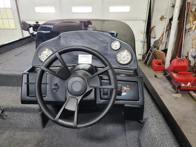 Slide: The Image of Lowe Skorpion 17 2024 - 9