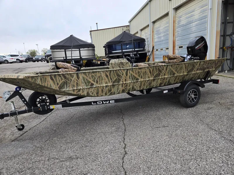 Slide: The Image of Lowe ROUGHNECK 1860 SC 2025 - 1