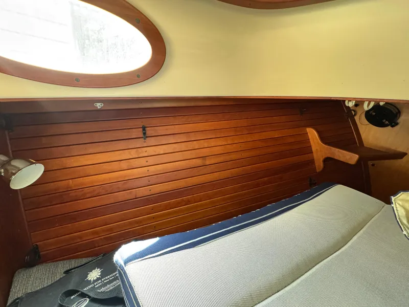 Slide: The Image of Hinckley Yachts Picnic Boat Classic 1999 - 16