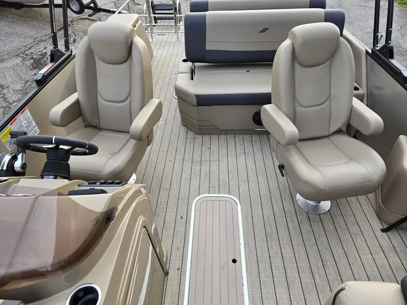 Slide: The Image of Starcraft EXS3DL 2025 - 9