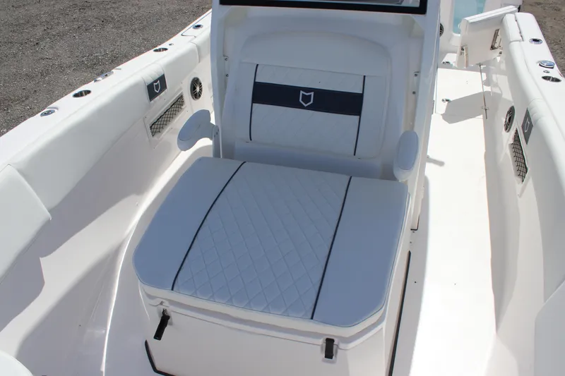 Slide: The Image of Sea Fox 268 Commander 2026 - 12