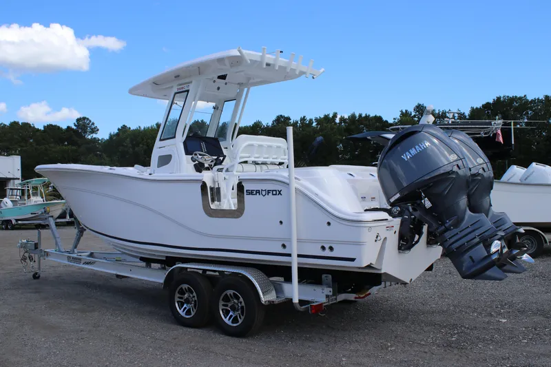 Slide: The Image of Sea Fox 268 Commander 2026 - 5