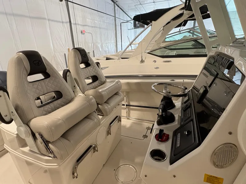 Slide: The Image of Sailfish 272CC 2022 - 11