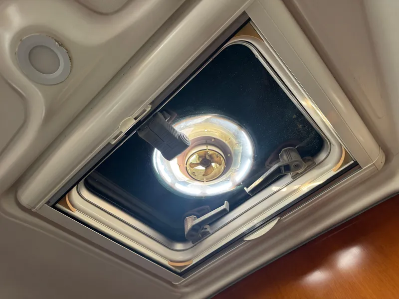 Slide: The Image of Hatch of 2005 Beneteau Oceanis Clipper 373 sailboat, interior view. - 14