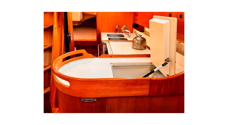 Slide: The Image of Wauquiez Centurion 45 1992 - 78