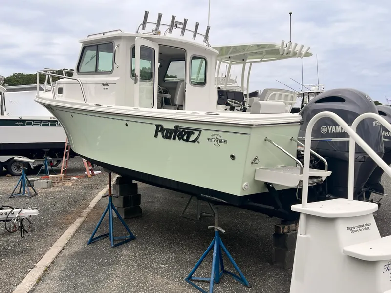 Slide: The Image of Parker 2120 Sport Cabin 2023 - 4