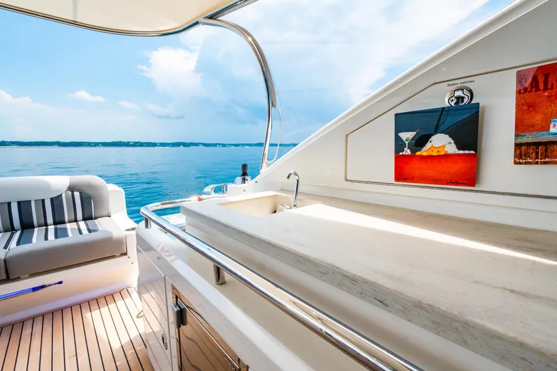 Slide: The Image of Riviera 4800 Sport Yacht 2019 - 24