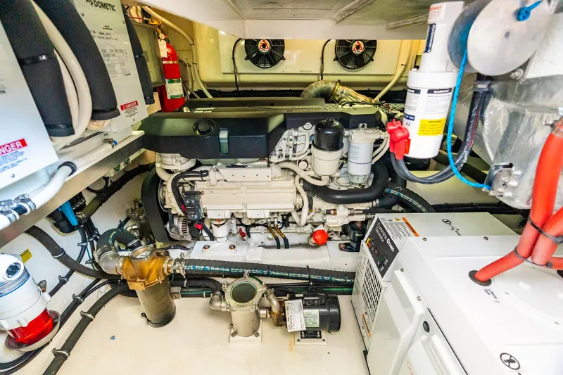 Slide: The Image of Riviera 4800 Sport Yacht 2019 - 66