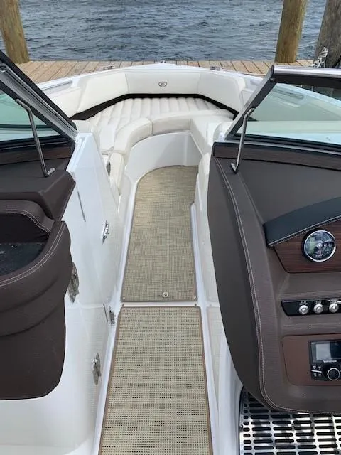 Slide: The Image of Cobalt R5 2016 - 12