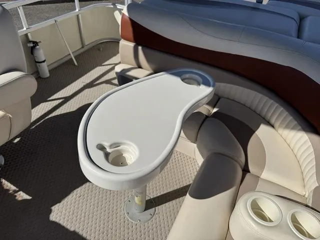 Slide: The Image of Bennington 2275 GL 2007 - 50