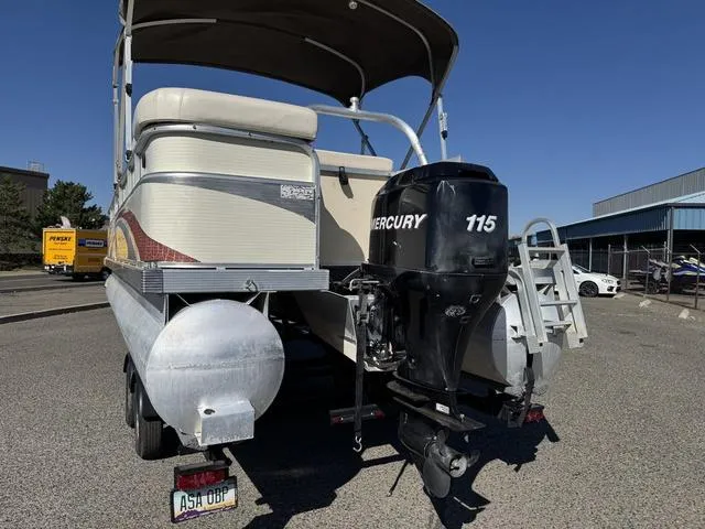 Slide: The Image of Bennington 2275 GL 2007 - 62