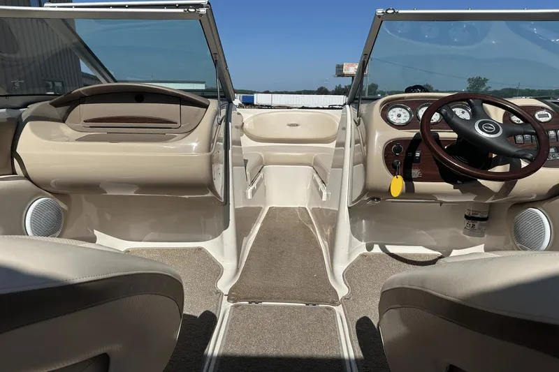 Slide: The Image of Chaparral 19 SSi 2007 - 8