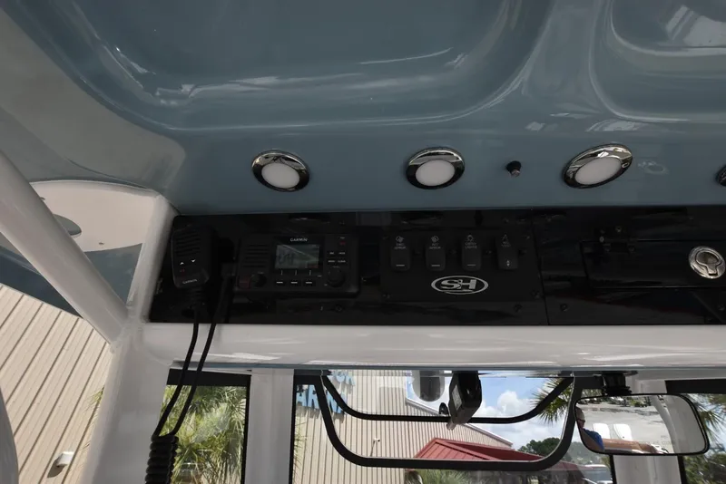 Slide: The Image of Sea Hunt Ultra 275 SE 2024 - 17