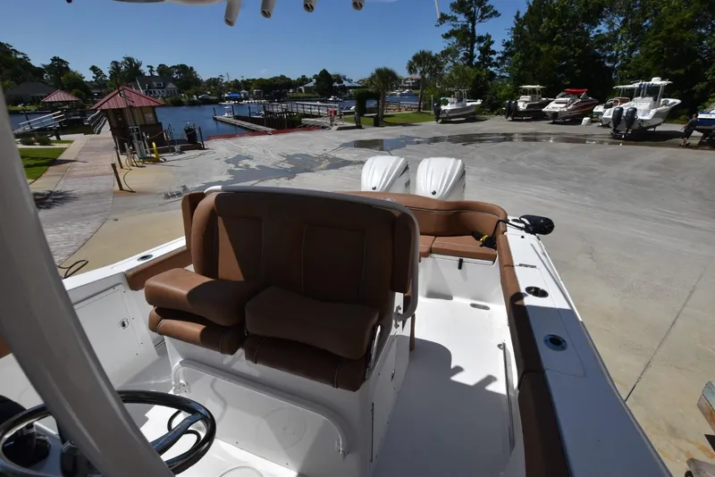 Slide: The Image of Sea Hunt Ultra 275 SE 2024 - 19