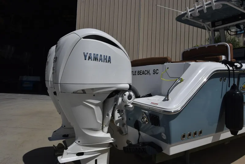 Slide: The Image of Sea Hunt Ultra 275 SE 2024 - 2