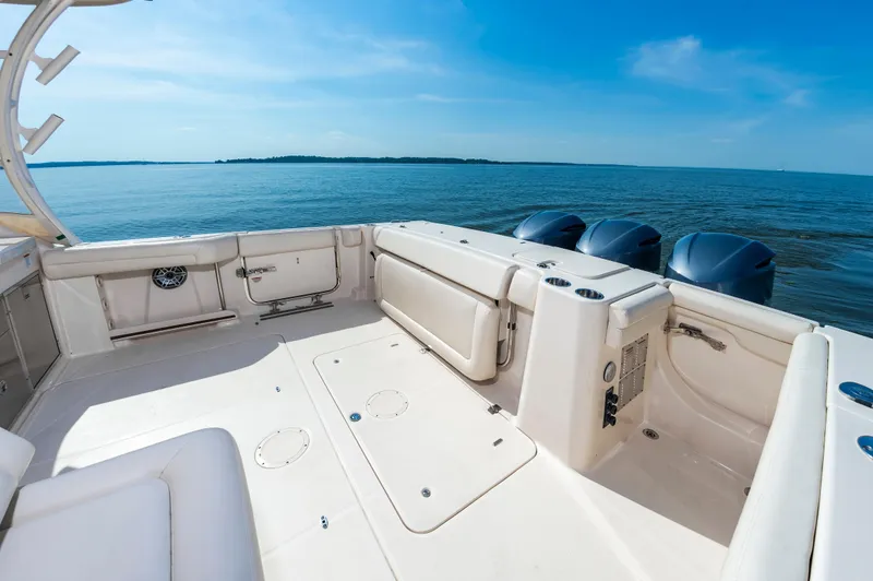 Slide: The Image of Grady-White Freedom 335 2017 - 20