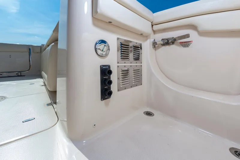 Slide: The Image of Grady-White Freedom 335 2017 - 27