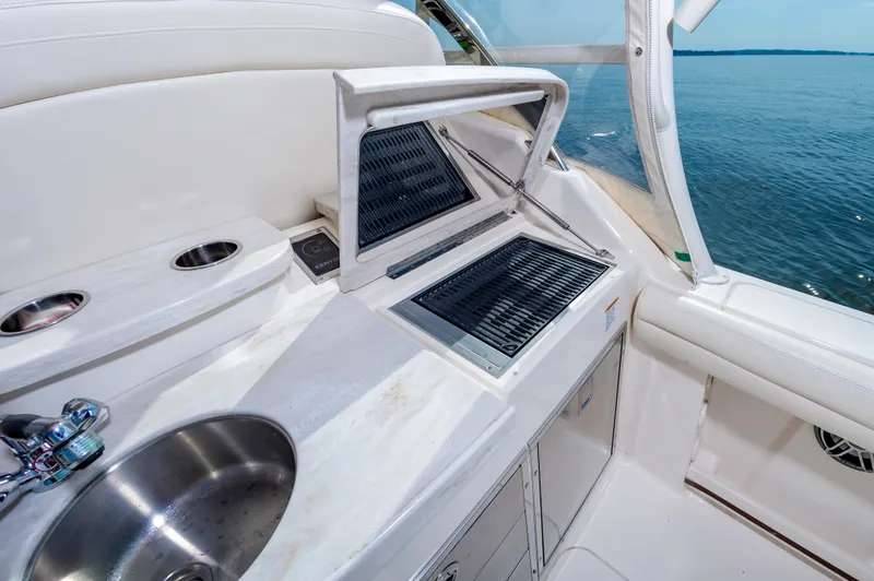 Slide: The Image of Grady-White Freedom 335 2017 - 33