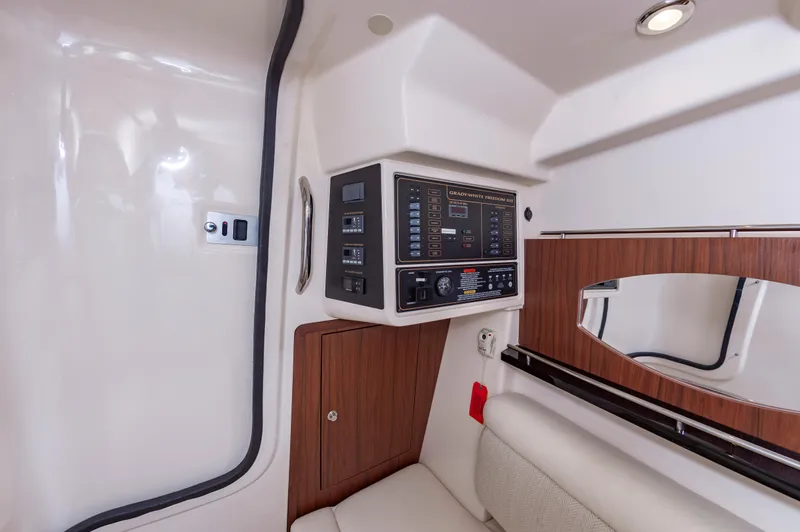 Slide: The Image of Grady-White Freedom 335 2017 - 48