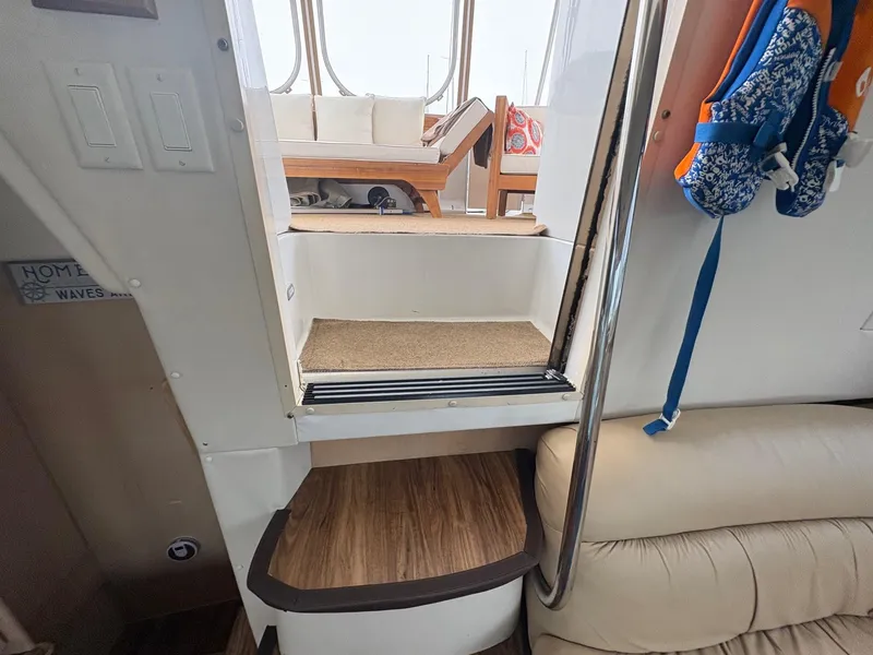 Slide: The Image of Carver 356 Motor Yacht 1999 - 50