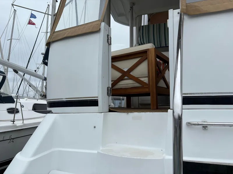 Slide: The Image of Carver 356 Motor Yacht 1999 - 57