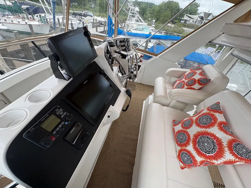 Slide: The Image of Carver Yachts 356 Motor Yacht 1999 - 12