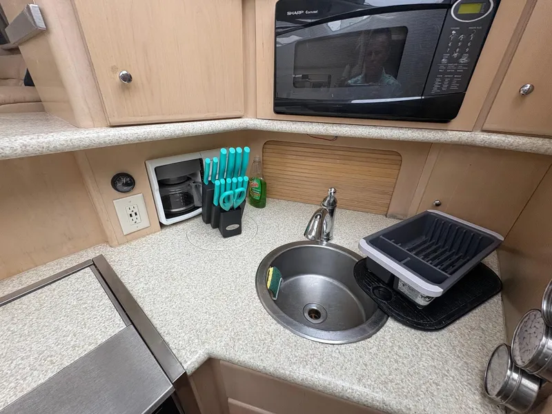 Slide: The Image of Carver Yachts 356 Motor Yacht 1999 - 35