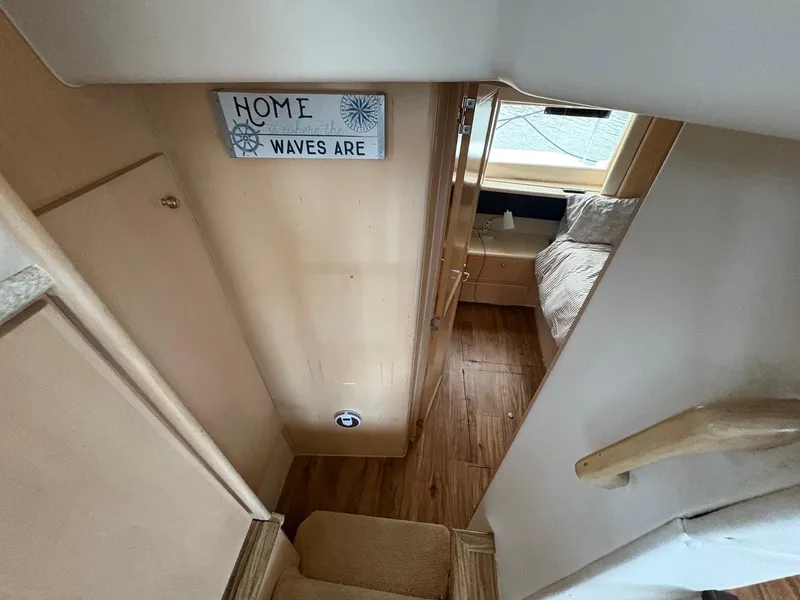 Slide: The Image of Carver Yachts 356 Motor Yacht 1999 - 39