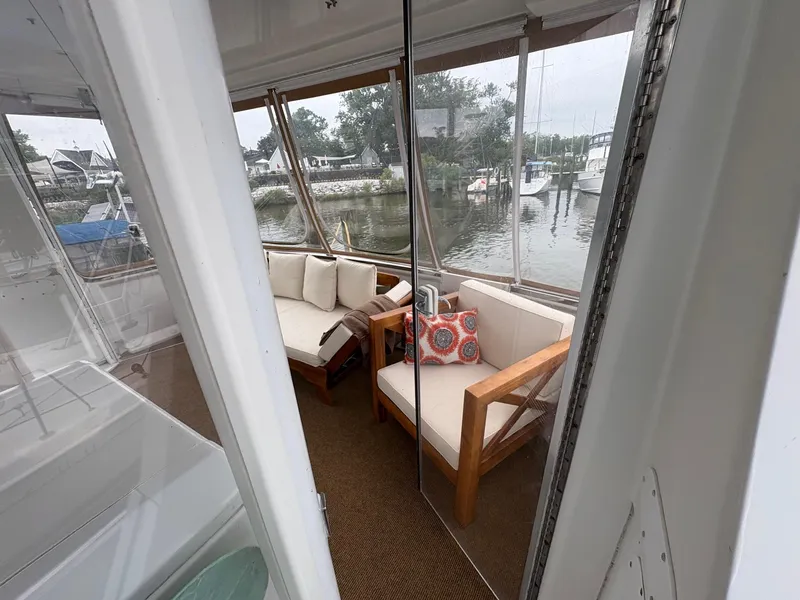 Slide: The Image of Carver Yachts 356 Motor Yacht 1999 - 67