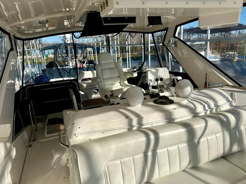 Slide: The Image of Sea Ray 550 Sedan Bridge 1997 - 16