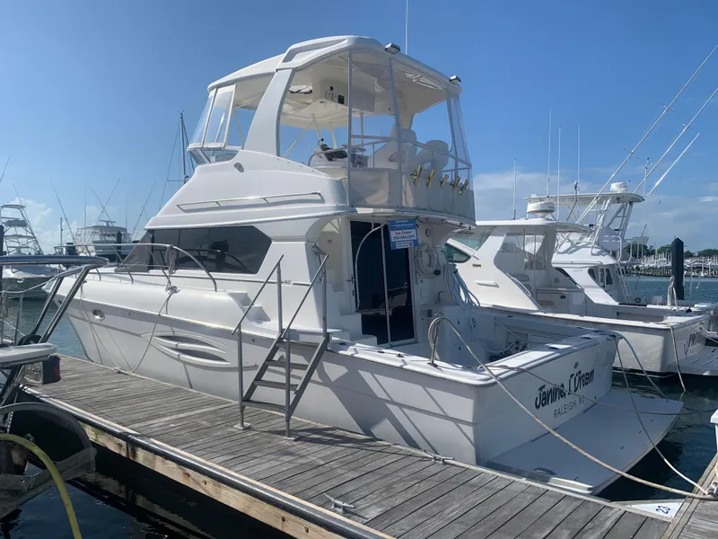 The Image of Silverton 42 Convertible 2003 - 0