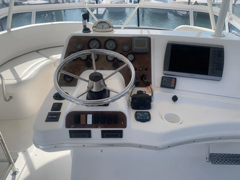 Slide: The Image of Silverton 42 Convertible 2003 - 4