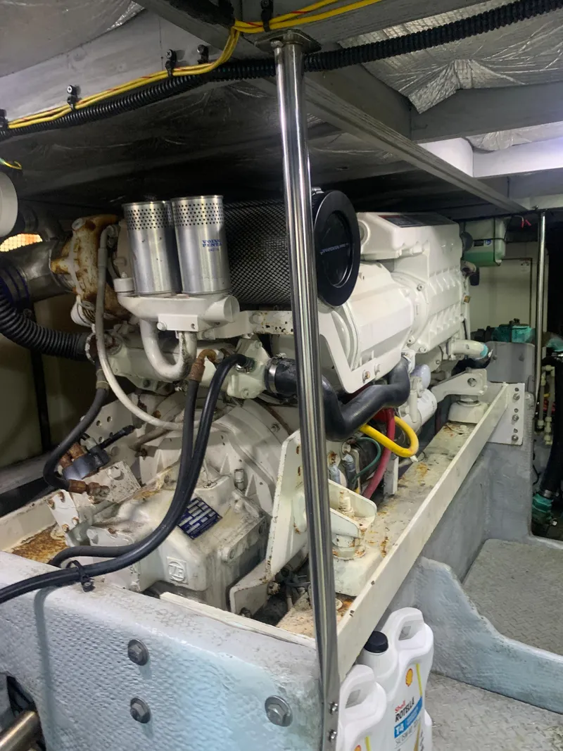 Slide: The Image of Silverton 42 Convertible 2003 - 48