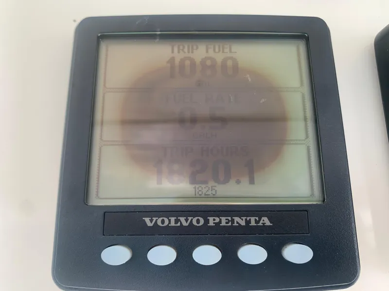 Slide: The Image of Silverton 42 Convertible 2003 - 61