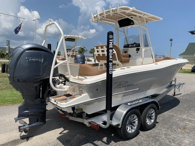 Slide: The Image of 2026 Pioneer ISLANDER 202 boat on trailer with Yamaha outboard motor. - 4