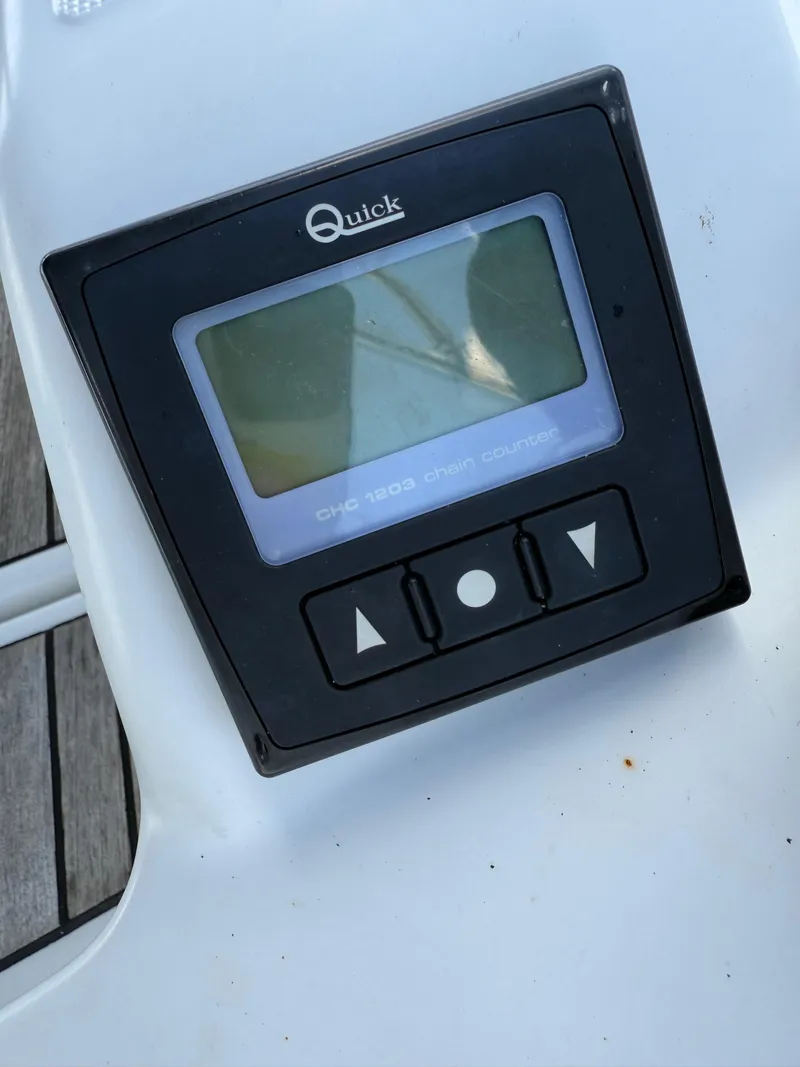 Slide: The Image of Quick CHC 1203 chain counter on 2015 Jeanneau 409 yacht. - 13