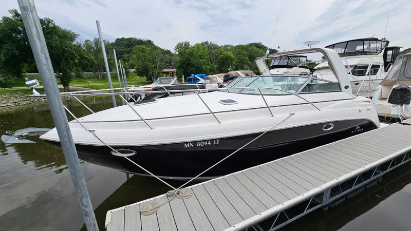 Slide: The Image of Rinker 320 Express Cruiser 2006 - 1