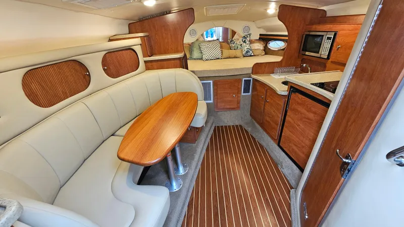 Slide: The Image of Rinker 320 Express Cruiser 2006 - 15