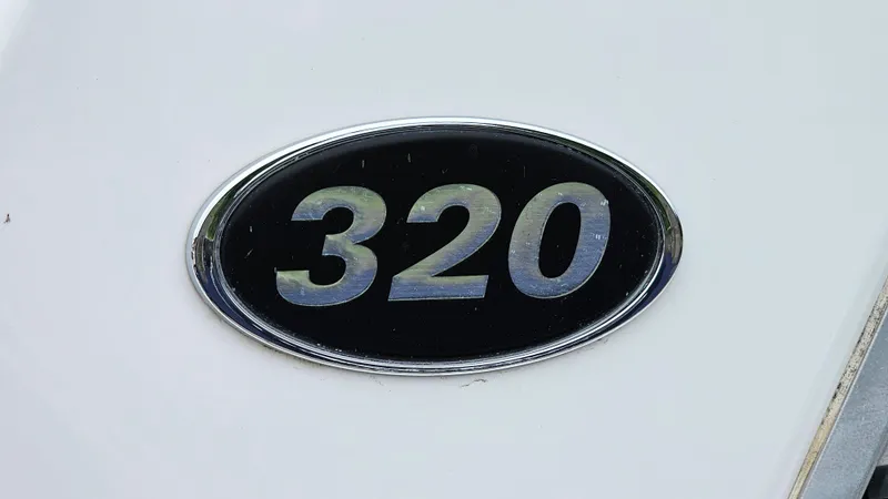 Slide: The Image of Rinker 320 Express Cruiser 2006 - 28