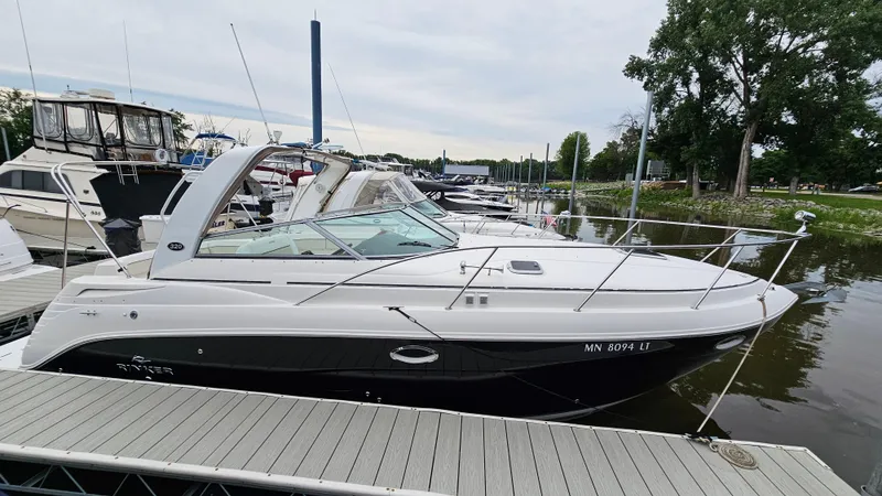 Slide: The Image of Rinker 320 Express Cruiser 2006 - 4